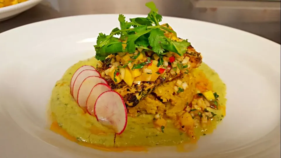 grilled sea bass over avocado mousse,topped with mango salsa|chef Charlesさん