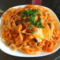 豚ときのことモッツァレラのトマトソースパスタ|ゆうさん