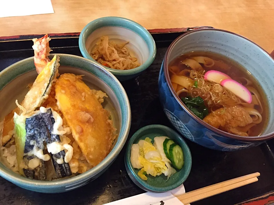 本日のおすすめ かけ(きしめん)天丼|nakko7777さん