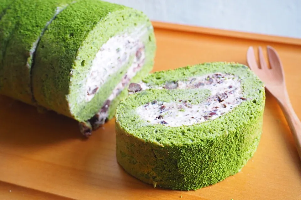 Matcha red bean roll cake|Misstyさん