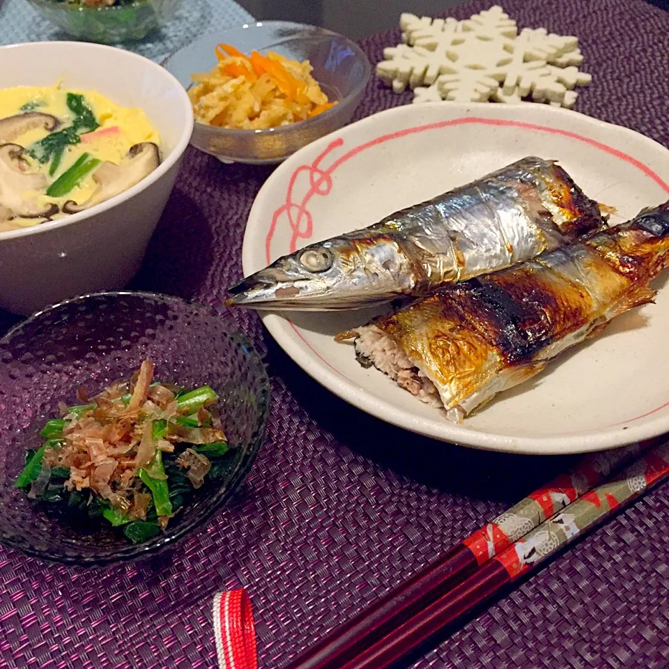 秋刀魚の塩焼き
茶碗蒸し
ほうれん草のおひたし
切り干し大根
大根味噌汁|𝕜𝕪𝟙𝟘𝟚𝟘𝟙𝟠さん