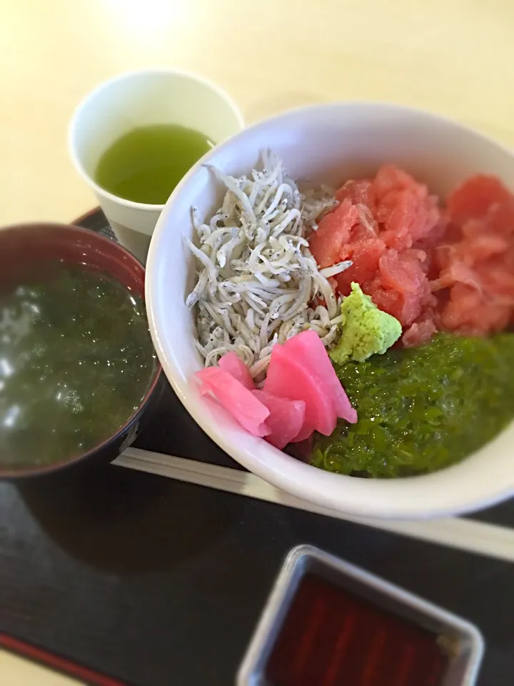 朝市の三色丼|Emiさん