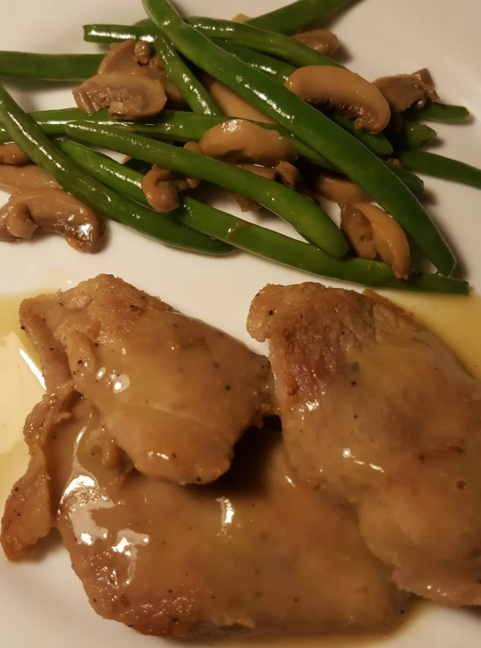 Pork Tenderloin with Gravy|Cookeatsimplyさん