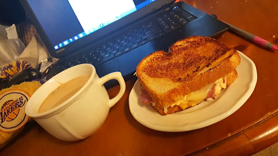 Homemade Reuben Sandwich|Sosoconceitedさん