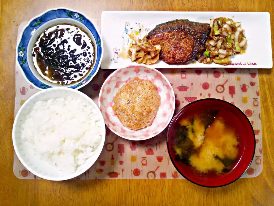 11月20日 鰤の塩焼き もずく 納豆 お味噌汁|いもこ。さん