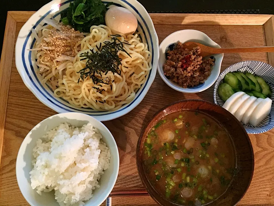 ⭕️豚骨魚介つけ麺
⭕️ピリ辛そぼろ|ayumiさん