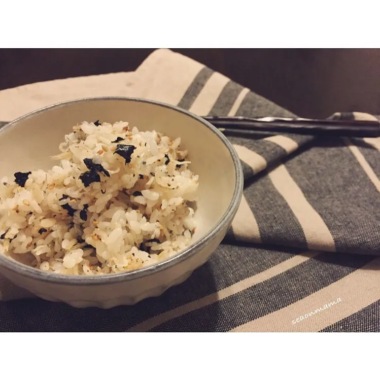 ゴマじゃこご飯。|ゆこさん