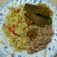 Brown rice with blackpepper beef and egg cabbage|siti norさん