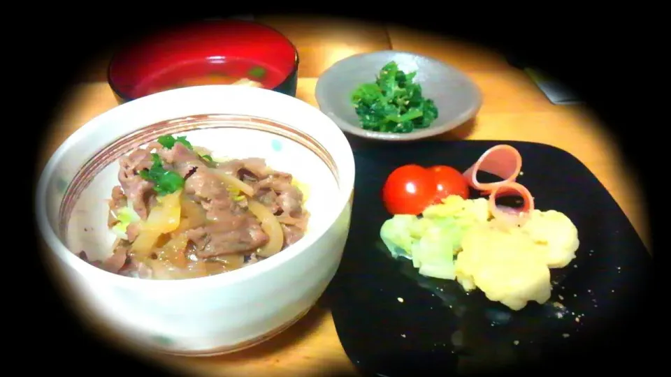 野菜たっぷり牛丼 #ゴマだれ温野菜 #|ikuさん