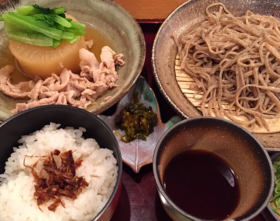 昨夜はうどん、今日は蕎麦と、麺比率が高いですわ🍜新蕎麦はグッドで御座いますわね♪|にゃあ（芸名）さん