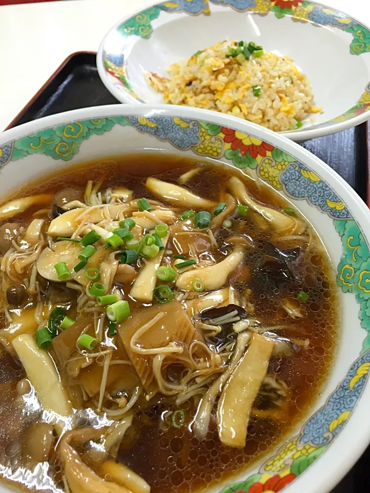 木の子ラーメン 炒飯セット
春日部 こめや|Noriyuki Saitoさん