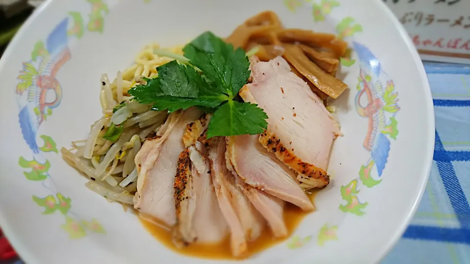 スパイシーチキン味噌ラーメン|よっしー(=^ェ^=)さん