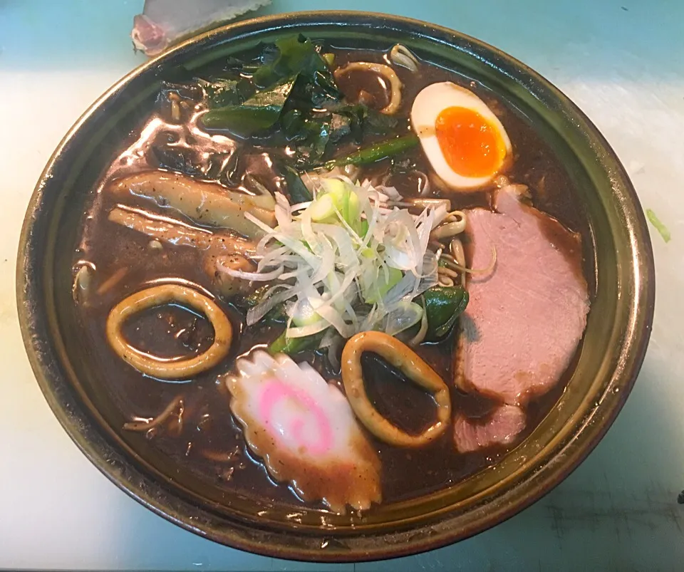 黒イカ五郎ラーメン|草津の屋台　トタン家さん