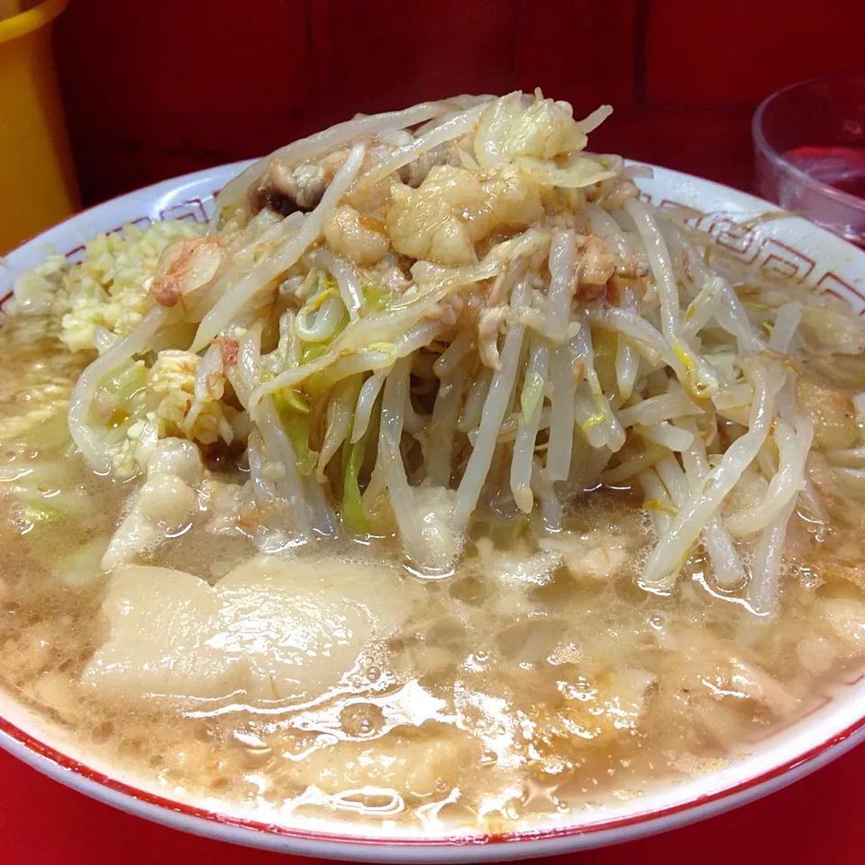 ラーメン大(ニンニク・アブラ・カラメ)@ラーメン二郎三田本店|大塚寛之さん