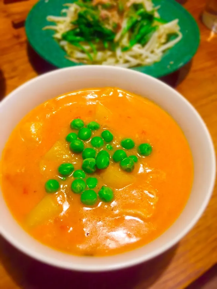 バターナッツかぼちゃとトマトのクリームシチュー|わたげさん