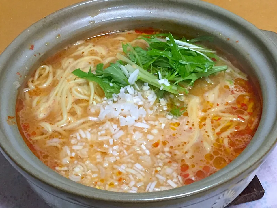 辛味噌ラーメン!  (^-^)
ブリと大根の昆布茶鍋の出汁で!|Kei Satoさん