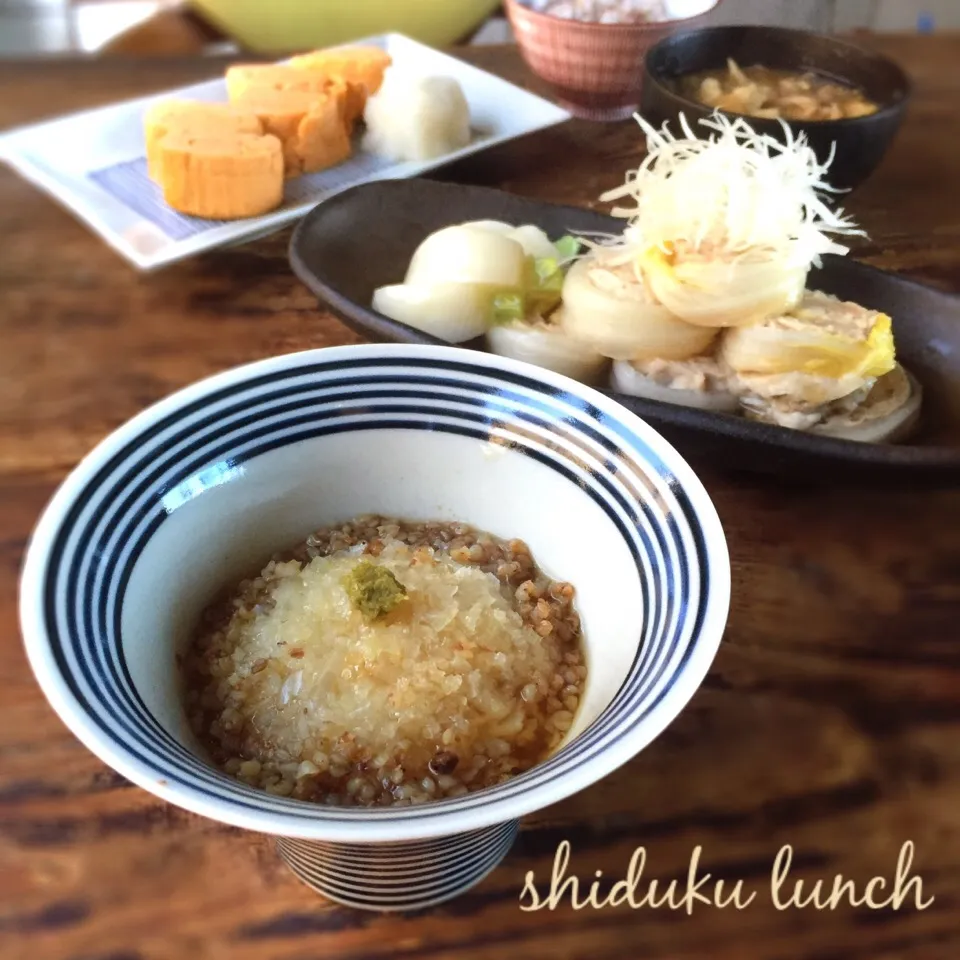 ♬玉ねぎの蕪蒸し風餡掛け 牡蠣と舞茸|Shiduku Egawaさん