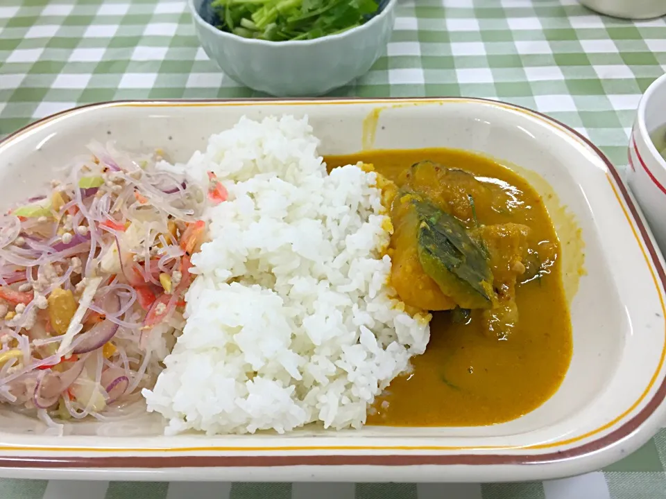 レッドカレーとヤムウンセン|Tomoko  Takahashiさん