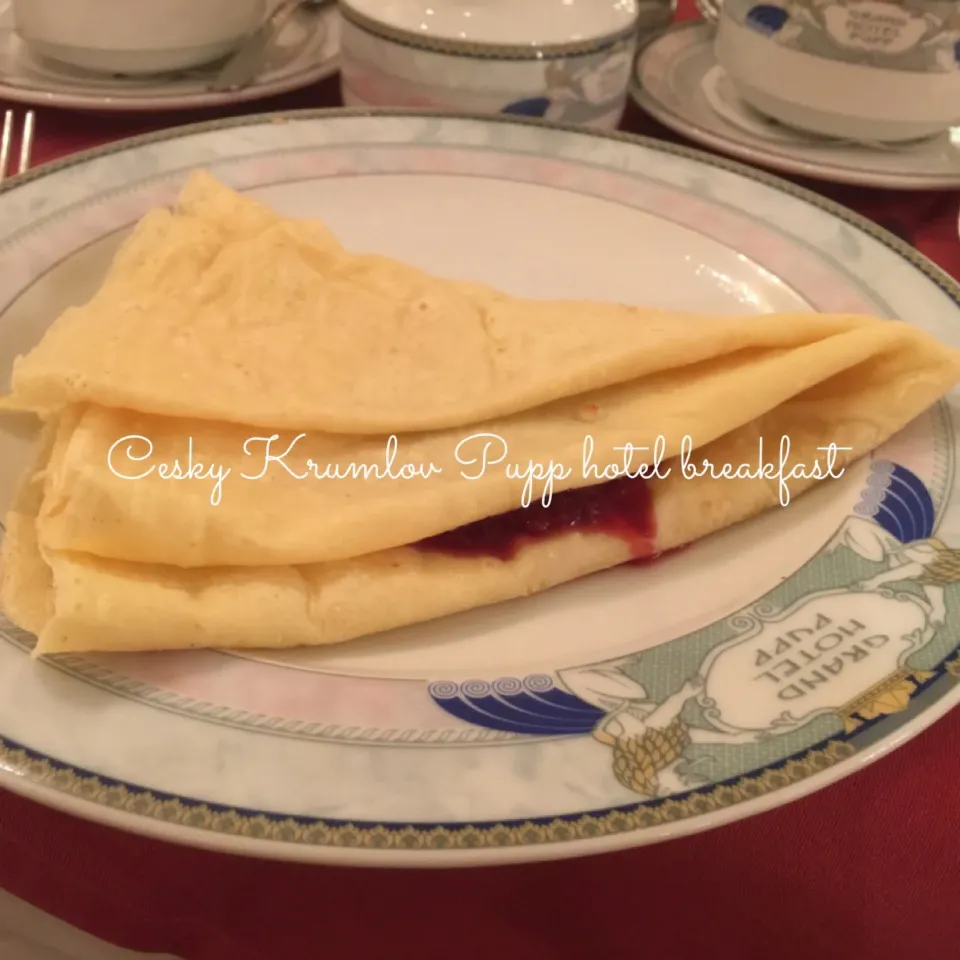 Cesky Krumlov Pupp hotel breakfast|手牽手一起過好日子。さん