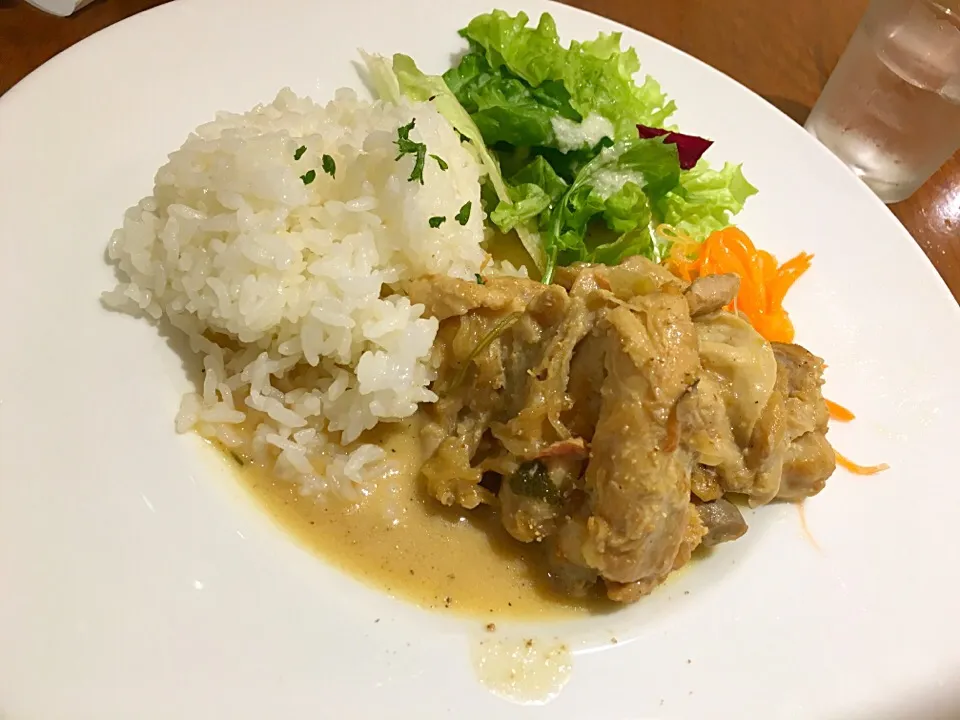 Snapdishの料理写真:チキンのクリーム煮|kisaさん