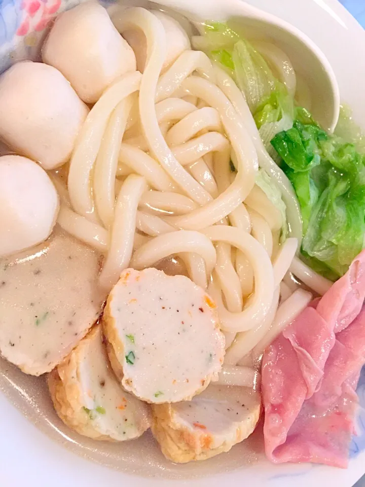 Soup Udon with fishballs! :D|KHaylee09さん