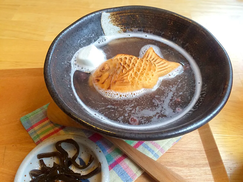 佐世保のムギハン   たい焼き入り『入港ぜんざい』|コージ💫さん