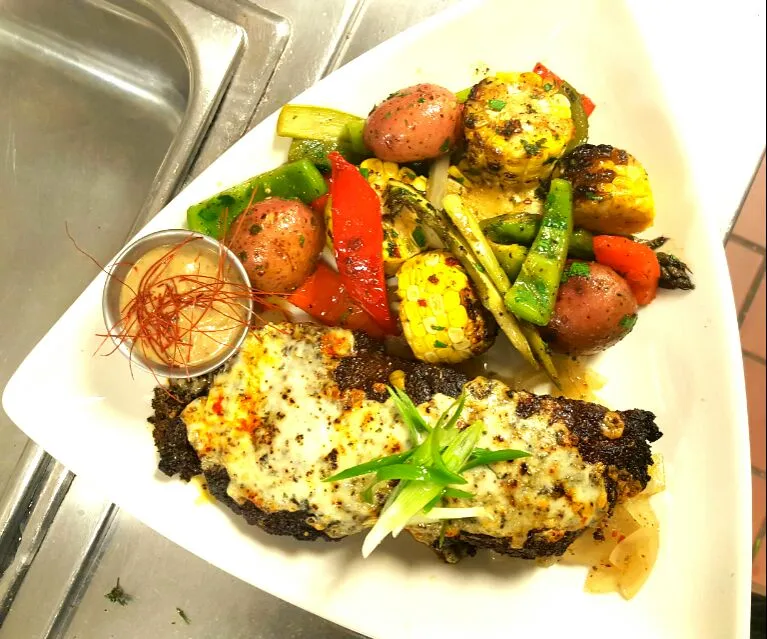 blackened kc strip,with grilled veggies|chef Charlesさん