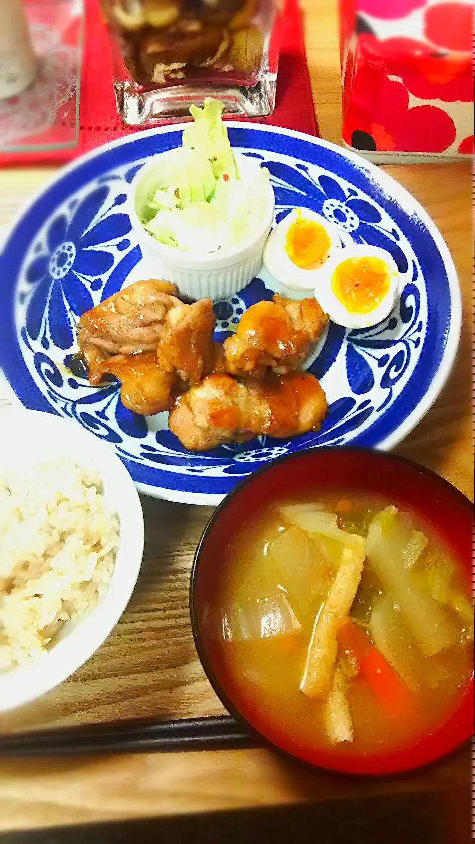 アサリの炊き込みご飯
照り焼きチキン
お味噌汁
枝豆とレタスのサラダ|パンダさん