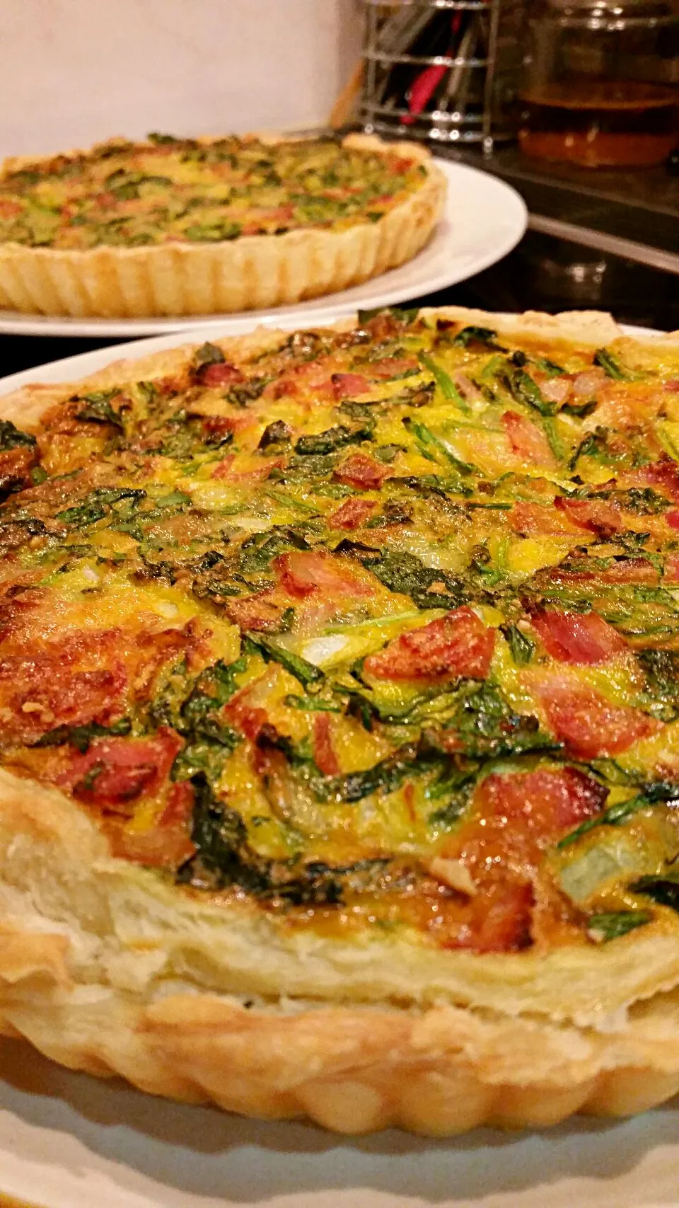 Quiche de massa folhada recheio de espinafrecom bacon😉🍴😋😋|lucia inoueさん