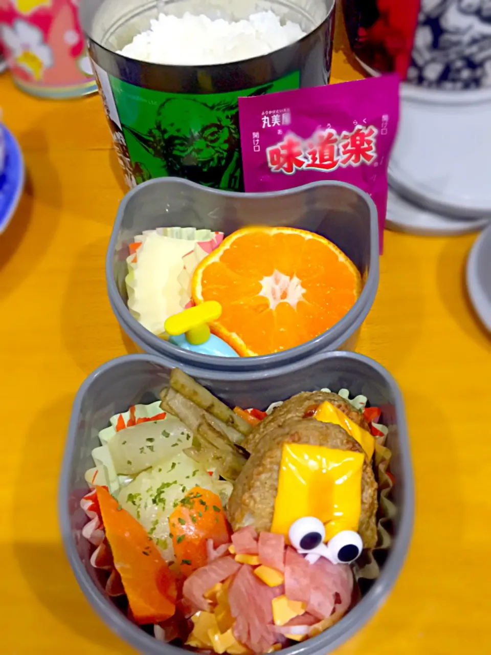 子供お弁当🍱  チーズハンバーグ  ジャガイモと人参クリーム煮込み  キンピラゴボウ  ハムチーズ  玉子豆腐  みかん|ch＊K*∀o(^^*)♪さん