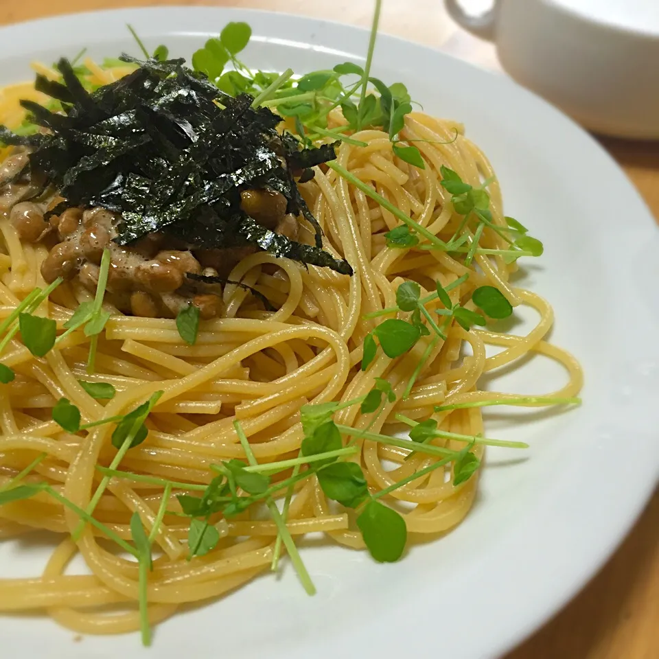 Snapdishの料理写真:簡単♪納豆パスタ★バター醤油味 レシピ・作り方 by ☆メリッコ☆｜楽天レシピ|sakyu☆さん