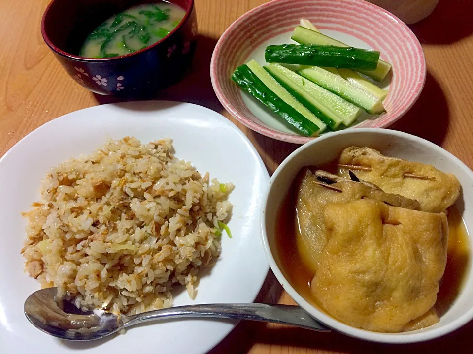 ひじきの油揚げ詰め煮、チャーハン、野菜スティック|ちゃこさん