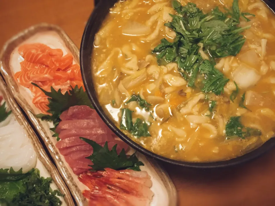 ほうとう鍋＆勝手に海鮮丼|ゆっきーさん