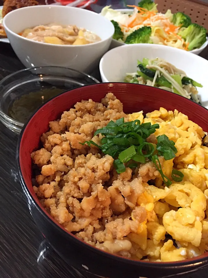 二色丼|ちょびにゃんころさん