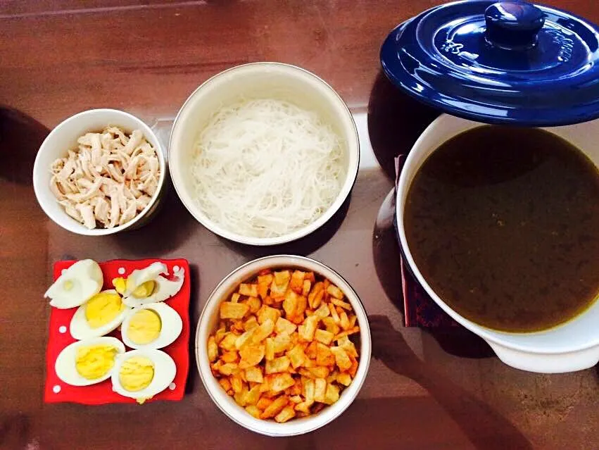 Chicken Soto - Indonesian Recipe|Fiully Santiniさん