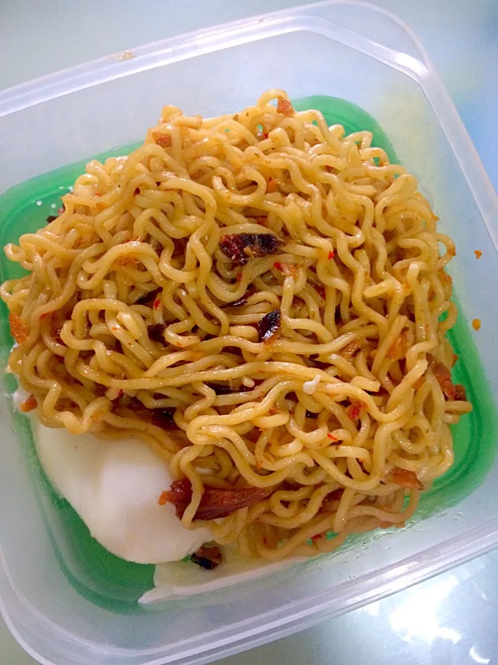 The Best Fried Noodle - Indomie|Fiully Santiniさん