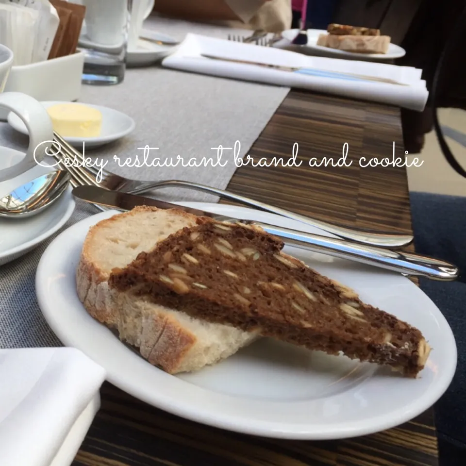 Cesky restaurant bread and cookie|手牽手一起過好日子。さん