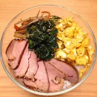 Snapdishの料理写真:2015/12/01 本日のお弁当|西川季宏さん