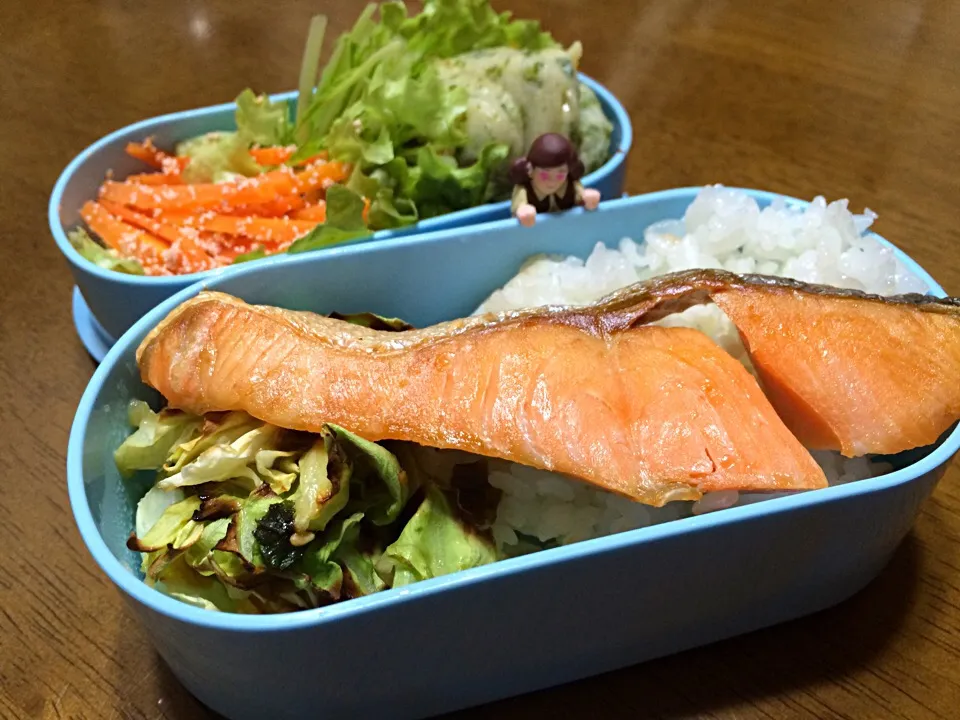 塩じゃけ弁当〜今日もフライパン無し(￣▽￣)|もっつぁさん