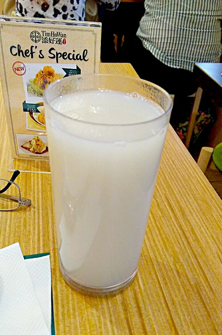 Hot Barley Water|Mariano Ngさん