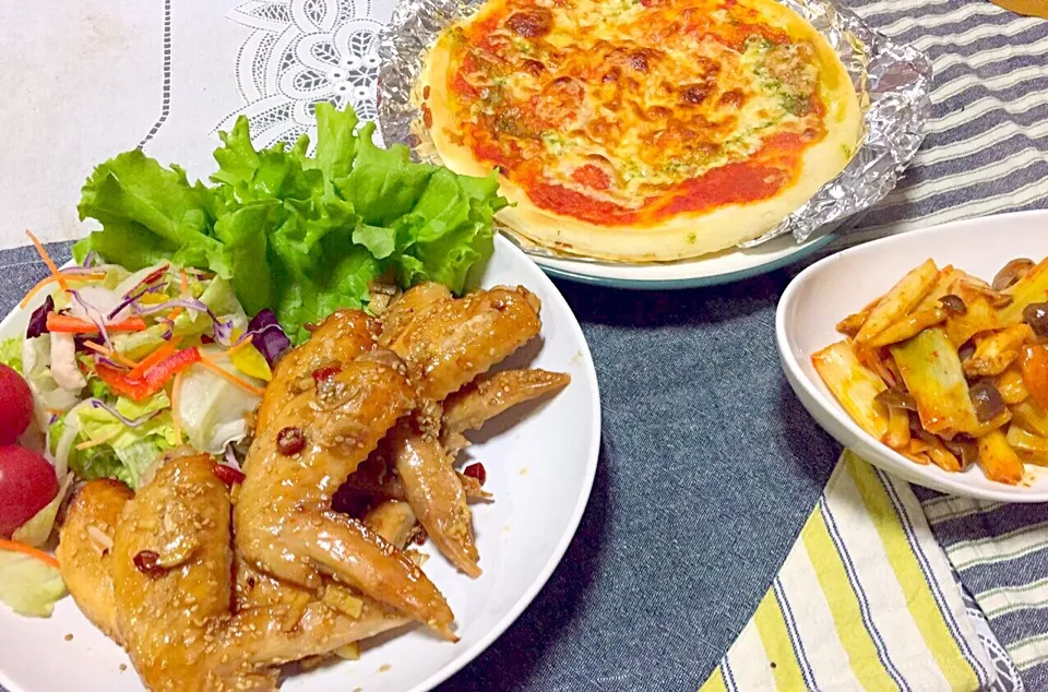 ✴︎コリアンローストチキン✴︎ネギとしめじの豆板醤炒め✴︎ピザ|Yuuuuuuuさん