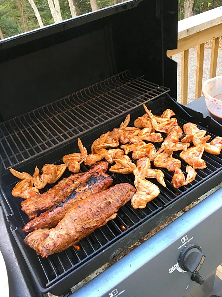 Honey Glazed Bbq Chicken Wings & Sirloin|Dreskar July C. Omadtoさん