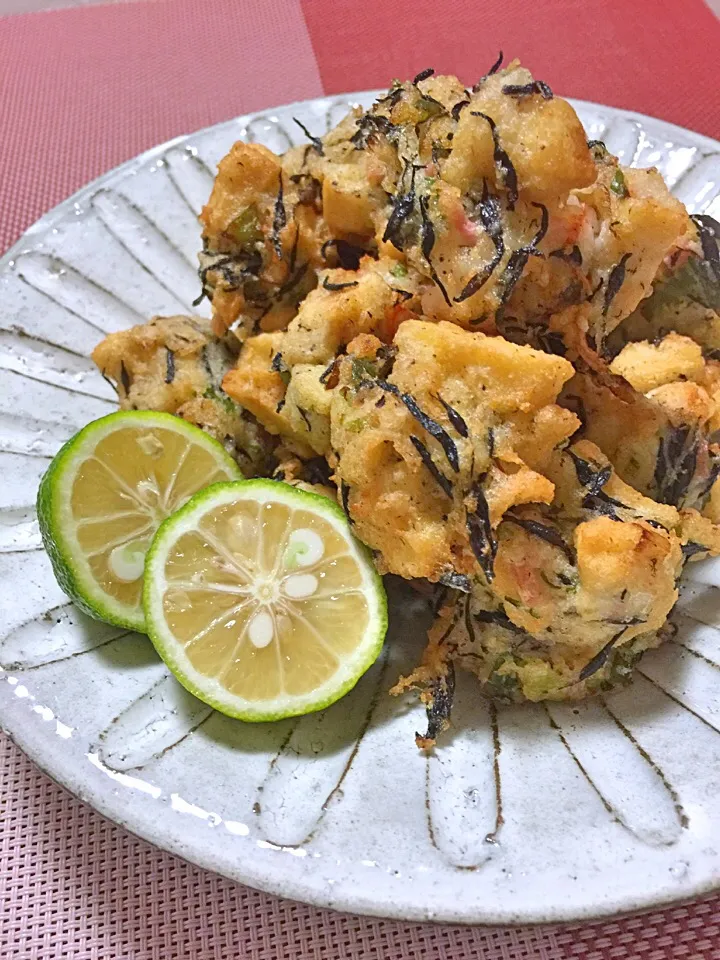 ことり*ちゃんのお料理   つくね芋と高野豆腐と刻み昆布の落とし揚げ*  〜 をちょっぴり材料を替えて作ってみました ٩(ˊᗜˋ*)و|キラりんさん