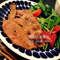 Snapdishの料理写真:豚の生姜焼き|アキコさん