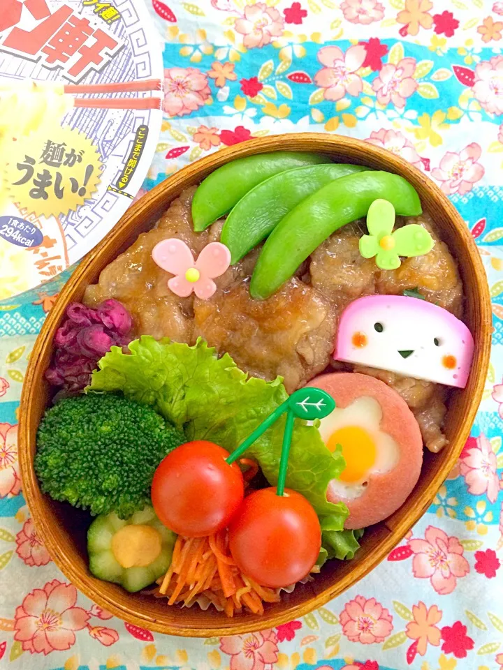 Snapdishの料理写真:今日の息子のお弁当2015/12/02|ミホさん