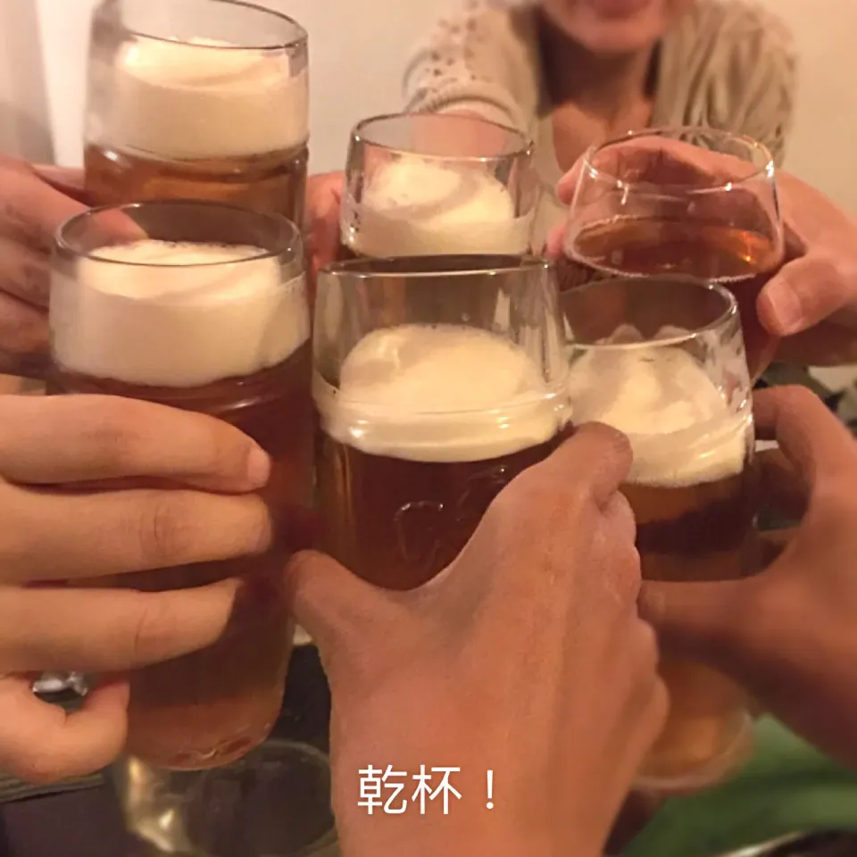 Snapdishの料理写真:beer 乾杯吧！啤酒|手牽手一起過好日子。さん