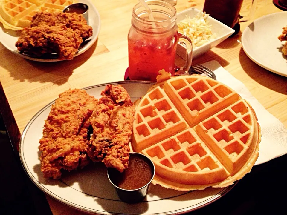 @ CC's Chicken and Waffle|Seagrapesさん