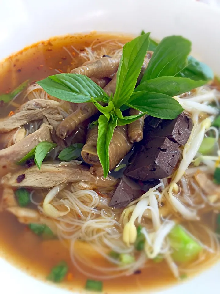 ก๋วยเตี๋ยวไก่ อร่อยๆๆคร้า|iMooaU zaDieさん