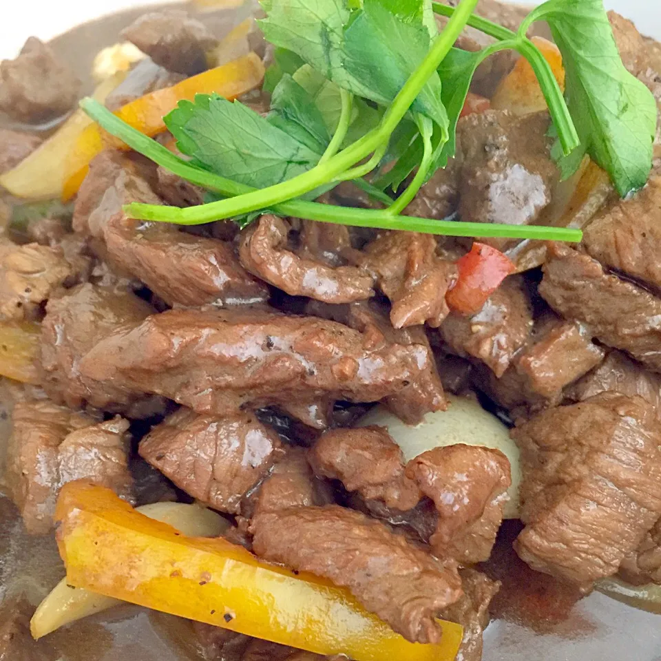 Snapdishの料理写真:Stir Fried Beef|itontweetsさん