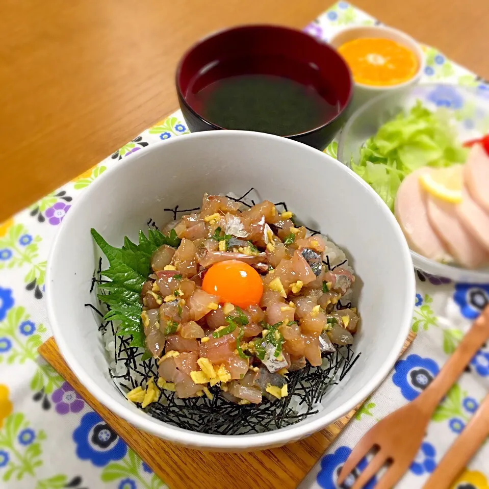 アジの塩ユッケ丼🐟|むぎママさん